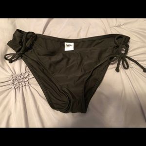 Mossimo swim bottoms